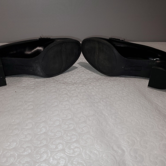 Ladies American Eagle Loafers - Picture 4 of 5